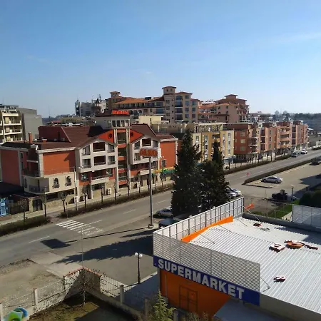 Prostorny Apartman V Royal Dreams Sunny Beach Lägenhet *